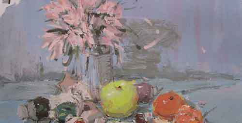 该画面明暗关系鲜明，富于光感；暗部颜色通透，色彩倾向明确。作者将色彩关系和素描关系有效统一起来，调性鲜明，形体表现朴素、有力。但要注意茄子与背景暗部颜色的区别