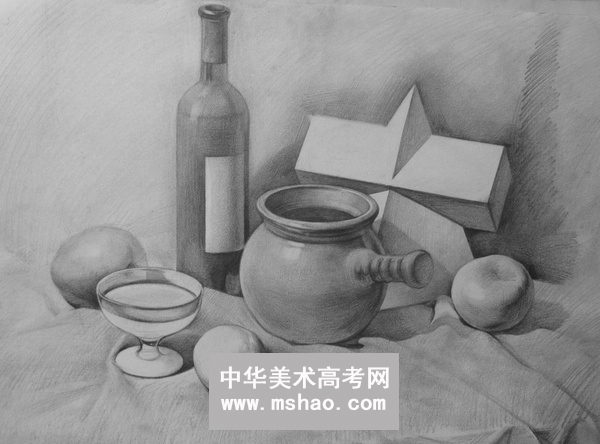 素描几何形体—一个四棱锥贯穿体一个酒瓶一个陶罐子一个酒杯一个苹果一个橘子
