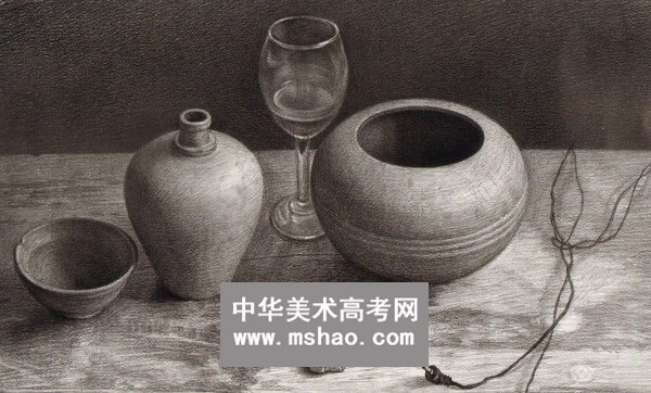 素描静物-保温水杯子课本眼镜作品欣赏