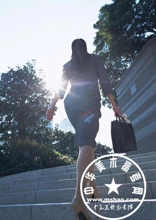 点击图片进入下一页