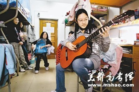 少年班质疑声中前行 “神童”光环逐渐消退